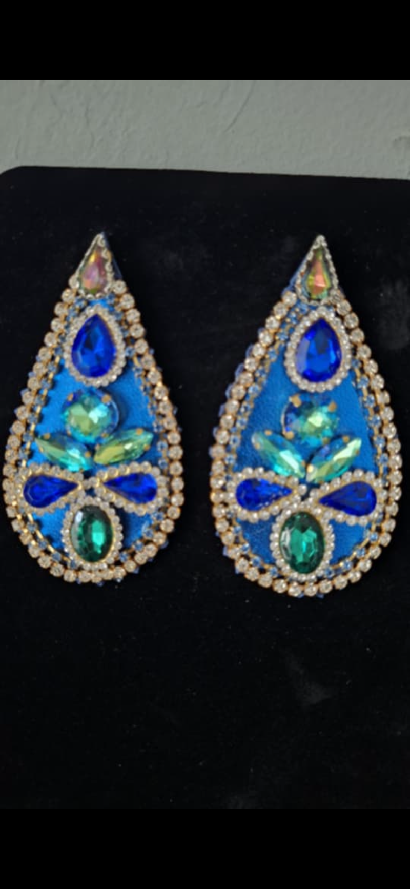 Vaneli arg earrings